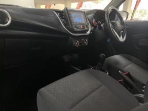 Toyota Vitz 1.0 XR manual - Image 11