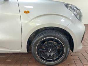 Toyota Vitz 1.0 XR manual - Image 6