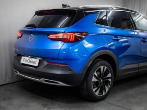 Opel Grandland X 1.6 Turbo Cosmo - Image 17