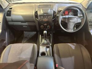 Isuzu D-Max 250 double cab Hi-Ride auto - Image 11