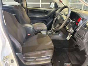 Isuzu D-Max 250 double cab Hi-Ride auto - Image 12
