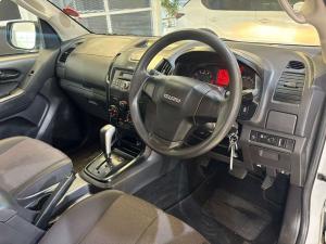 Isuzu D-Max 250 double cab Hi-Ride auto - Image 13