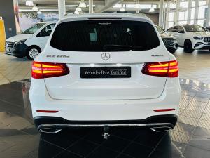 Mercedes-Benz GLC GLC220d 4Matic AMG Line - Image 11