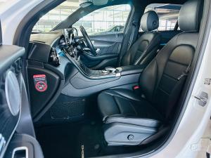 Mercedes-Benz GLC GLC220d 4Matic AMG Line - Image 5