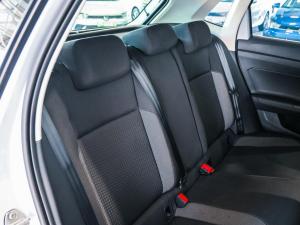 Volkswagen Polo hatch 1.0TSI Life manual - Image 17
