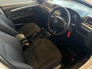 Suzuki Ciaz 1.5 GL manual - Image 10