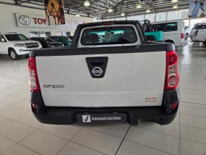 Nissan NP200 1.6i (aircon) - Image 5