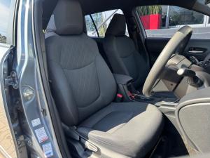 Toyota Corolla Cross 1.8 Xi - Image 14