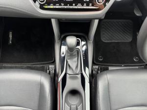 Toyota Corolla Cross 1.8 Hybrid XS - Image 12