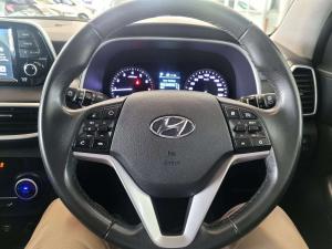 Hyundai Tucson 2.0 Elite automatic - Image 13