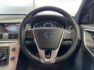 Volvo XC60 T5 AWD Inscription - Image 17