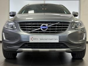 Volvo XC60 T5 AWD Inscription - Image 2