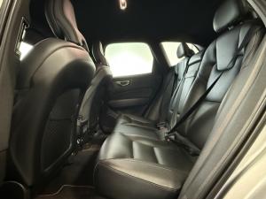 Volvo XC60 D4 AWD R-Design - Image 13