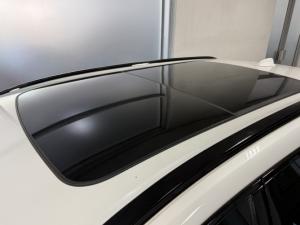 Volvo XC60 T8 Recharge AWD R-Design - Image 11