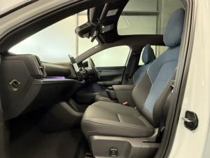 Volvo EX30 Twin Motor Performance Ultra - Image 12