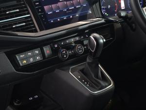 Volkswagen Caravelle 2.0BiTDI Highline 4Motion - Image 10