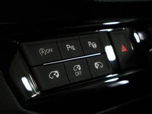 Volkswagen Caravelle 2.0BiTDI Highline 4Motion - Image 26