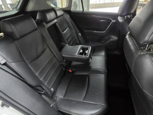 Toyota RAV4 2.5 VX AWD - Image 16