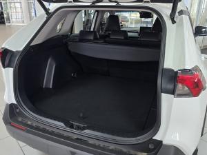 Toyota RAV4 2.5 VX AWD - Image 23