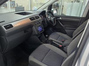 Volkswagen Caddy Maxi 2.0TDI Trendline - Image 13