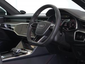 Audi RS6 quattro - Image 27