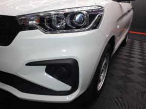 Suzuki Ertiga 1.5 GA - Image 2