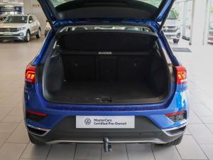 Volkswagen T-Roc 2.0TSI 140kW 4Motion Design - Image 11