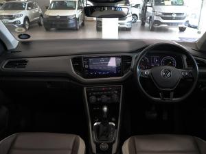 Volkswagen T-Roc 2.0TSI 140kW 4Motion Design - Image 17