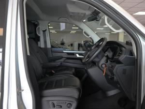 Volkswagen Caravelle 2.0BiTDI Highline 4Motion - Image 11