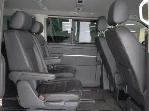 Volkswagen Caravelle 2.0BiTDI Highline 4Motion - Image 17