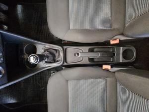 Volkswagen Polo Vivo hatch 1.4 Comfortline - Image 9