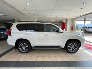 Toyota Land Cruiser Prado 2.8GD VX-L - Image 3