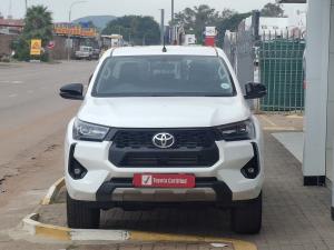 Toyota Hilux 2.8GD-6 double cab 4x4 Raider auto - Image 4