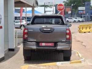Toyota Hilux 2.8GD-6 double cab 4x4 Legend auto - Image 5