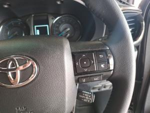 Toyota Hilux 2.8GD-6 double cab 4x4 Legend auto - Image 9