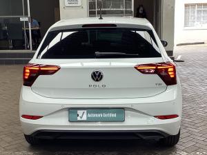 Volkswagen Polo hatch 1.0TSI Life auto - Image 5