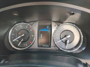 Toyota Hilux 2.8GD-6 double cab Raider auto - Image 11