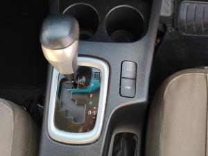 Toyota Hilux 2.8GD-6 double cab Raider auto - Image 12