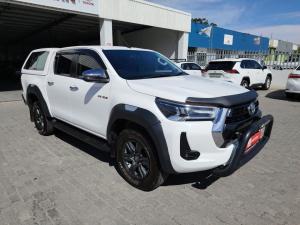 Toyota Hilux 2.8GD-6 double cab Raider auto - Image 1