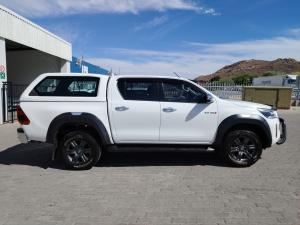 Toyota Hilux 2.8GD-6 double cab Raider auto - Image 3
