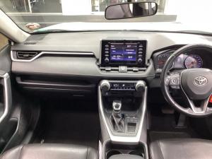 Toyota RAV4 2.0 GX auto - Image 15