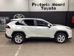 Toyota RAV4 2.0 GX auto - Image 3