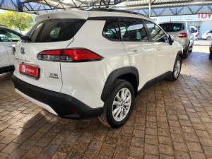 Toyota Corolla Cross 1.8 Hybrid XS - Image 2