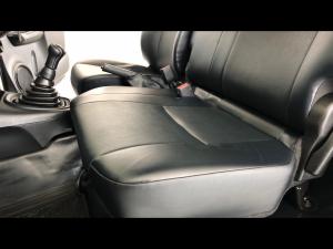 Toyota Hilux 2.0 single cab S (aircon) - Image 15