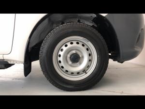 Toyota Hilux 2.0 single cab S (aircon) - Image 23