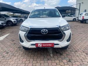 Toyota Hilux 2.4GD-6 single cab 4x4 Raider manual - Image 4