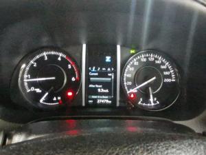 Toyota Fortuner 2.8 GD-6 4X4 VX automatic - Image 11