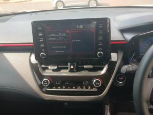 Toyota Corolla Cross 1.8 GR-S - Image 13