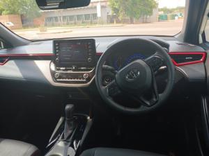 Toyota Corolla Cross 1.8 GR-S - Image 6