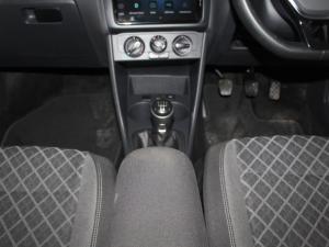 Volkswagen Polo Vivo 1.6 Style - Image 14